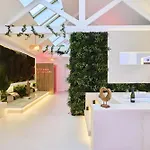 Loveroom O Diable Des Plaisirs Casa vacanze Tourcoing