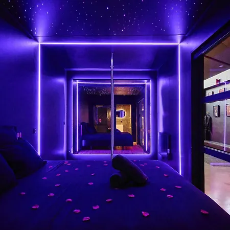 Loveroom O Diable Des Plaisirs *