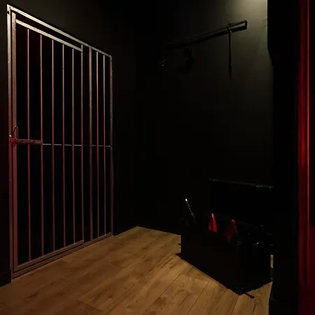 Loveroom O Diable Des Plaisirs * 图尔昆
