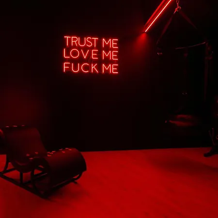 度假居 Loveroom O Diable Des Plaisirs *